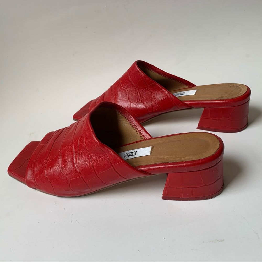 Miista Catalina Block Heel Sandals size 8.5 US